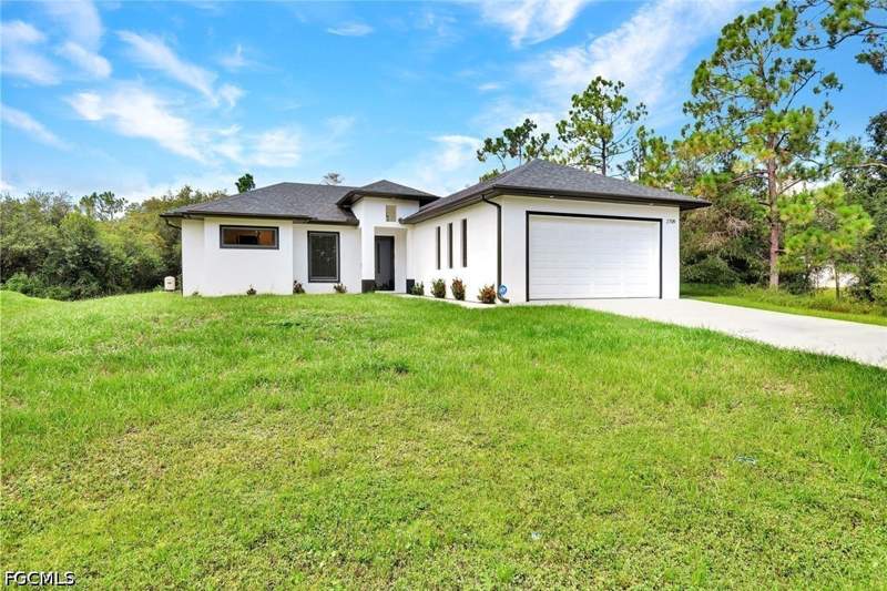 3 bedroom SingleFamilyResidence at 2709 53rd St SW, Lehigh Acres, Lehigh Acres — photo 2