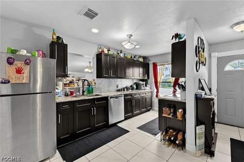 4028 Manning Ave, Fort Myers FL - photo 9 of 20