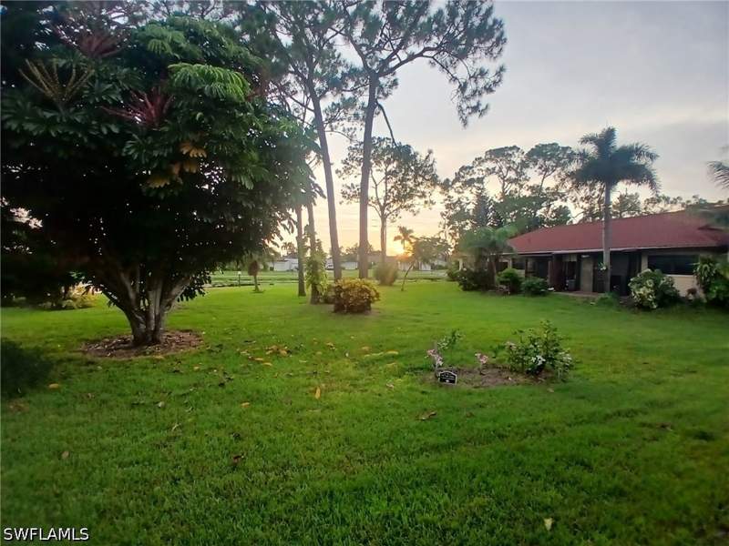 2 bedroom Attached at 2041 Pine Isle Ln 2041, Boca Ciega Manor, Naples — photo 2