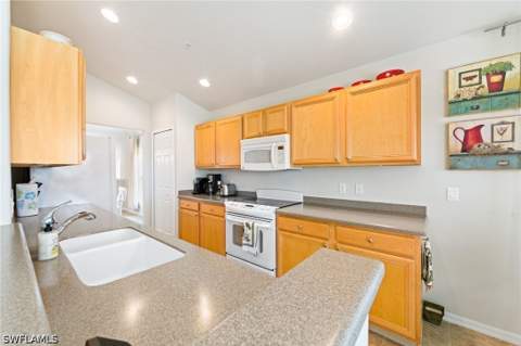 11620 Navarro Way 2408, Fort Myers FL - photo 7 of 23