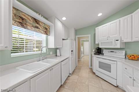 28043 Dorado Dr, Bonita Springs FL - photo 13 of 48