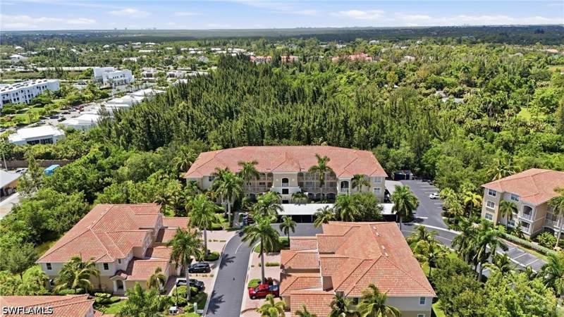 2 bedroom Condominium at 14951 Reflection Key Cir 515, Reflection Key, Fort Myers — photo 3