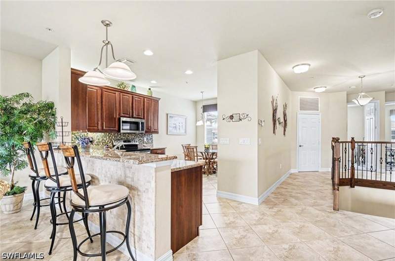 3 bedroom Condominium at 6541 Monterey Pt 54202, Marbella Lakes, Naples — photo 5