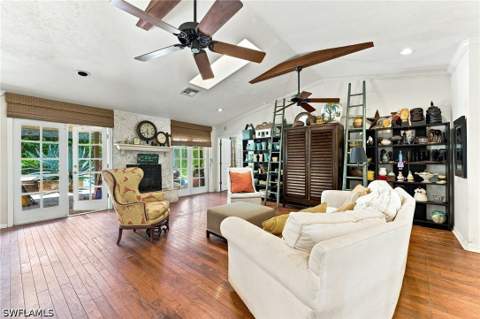 5247 Cherry Wood Dr, Naples FL - photo 11 of 31