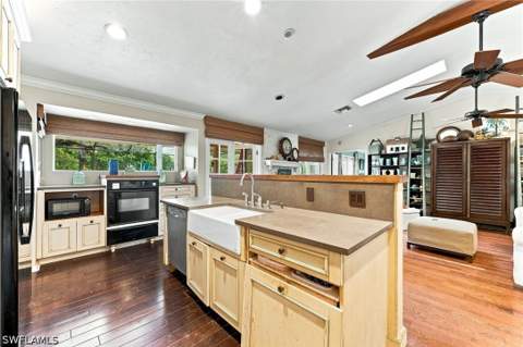 5247 Cherry Wood Dr, Naples FL - photo 19 of 31