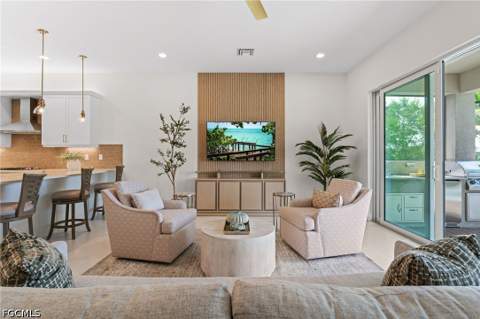 11523 Jacaranda Dr, Naples FL - photo 14 of 44