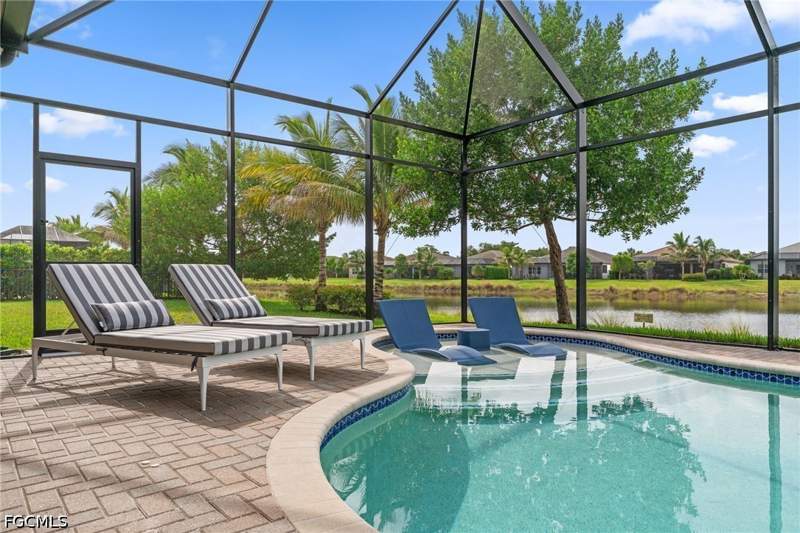 2 bedroom SingleFamilyResidence at 11523 Jacaranda Dr, Valencia Trails, Naples — photo 5