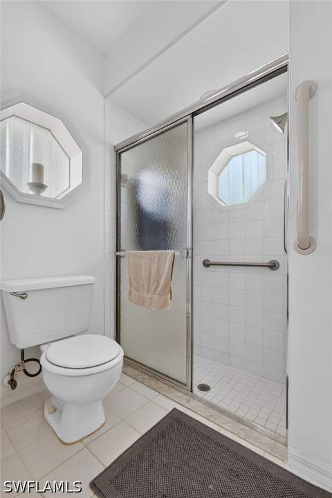 5184 Harrogate Ct, Naples FL - photo 19 of 48