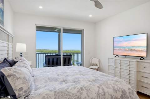 4141 Bay Beach Ln 463, Fort Myers Beach FL - photo 18 of 47