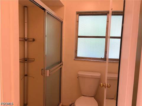 5661 Eichen Cir E, Fort Myers FL - photo 7 of 19