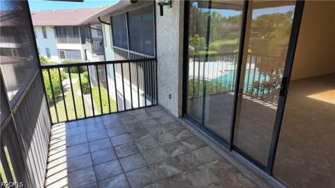 5257 Treetops Dr X202, Naples FL - photo 22 of 33