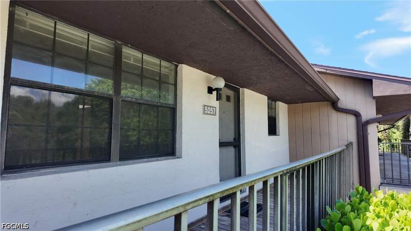 2 bedroom Condominium at 5257 Treetops Dr X202, Woodgate At Naples, Naples — photo 3