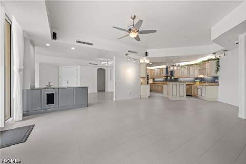 14270 Royal Harbour Ct 323, Fort Myers FL - photo 12 of 46