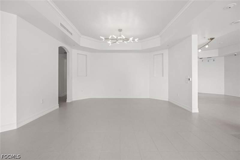 4 bedroom Condominium at 14270 Royal Harbour Ct 323, The Paramount, Fort Myers — photo 5