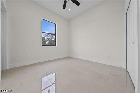 1023 Graystone Ave, Lehigh Acres FL - photo 9 of 25