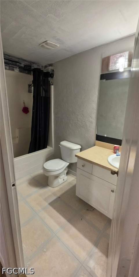 3202 54th St W, Lehigh Acres FL - photo 13 of 17