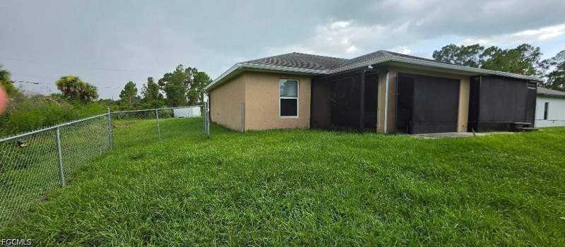 3 bedroom SingleFamilyResidence at 3202 54th St W, Lehigh Acres, Lehigh Acres — photo 5