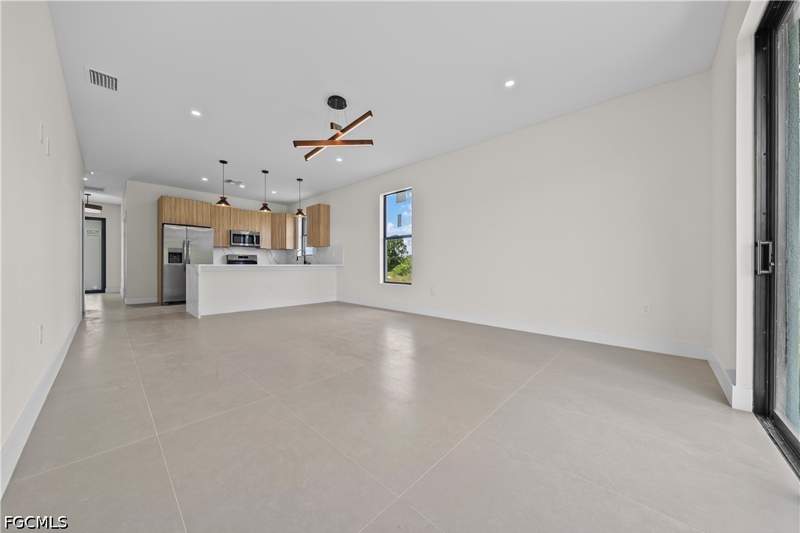 3 bedroom SingleFamilyResidence at 2919 Meadow Rd, Lehigh Acres, Lehigh Acres — photo 2