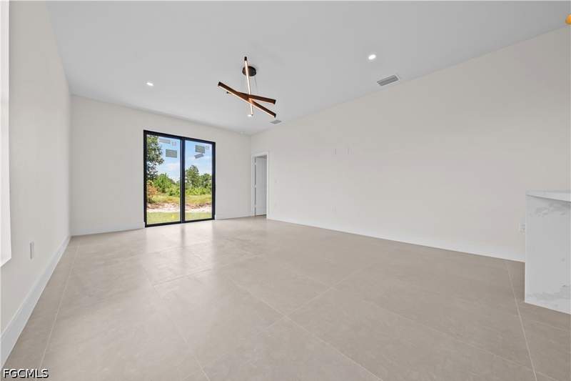 3 bedroom SingleFamilyResidence at 2919 Meadow Rd, Lehigh Acres, Lehigh Acres — photo 4