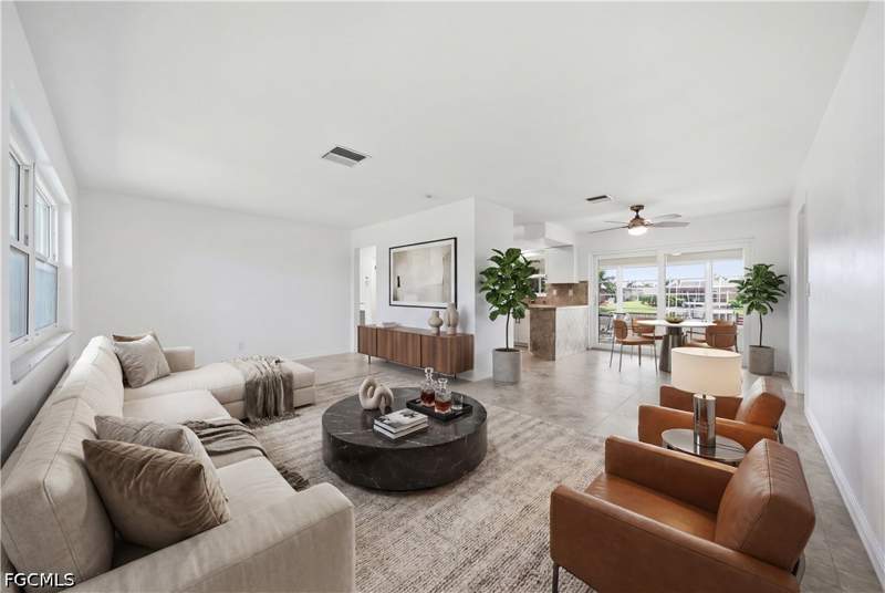 2 bedroom SingleFamilyResidence at 3106 SE 18th Pl, Cornwallis, Cape Coral — photo 4