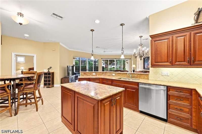 3 bedroom Attached at 22205 Ponte Romano Ln, Rapallo, Estero — photo 5