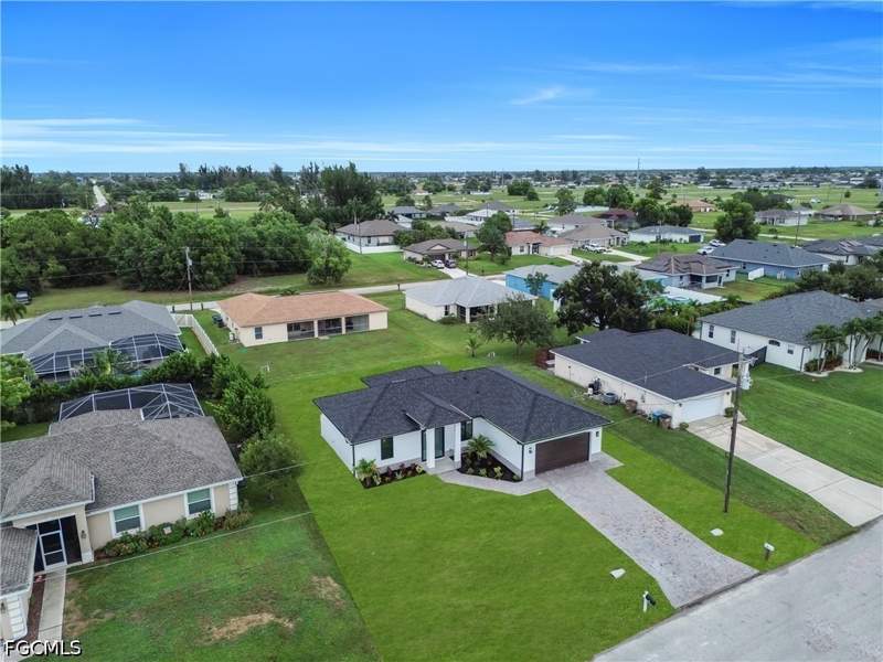 3 bedroom SingleFamilyResidence at 129 NW 14th St, Cape Coral, Cape Coral — photo 3