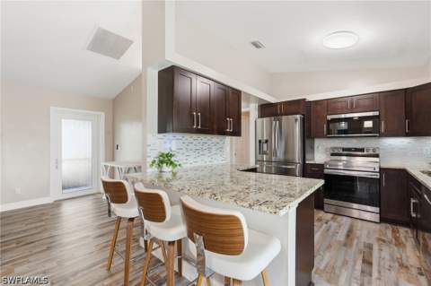 4425 SW 14th Pl, Cape Coral FL - photo 7 of 32