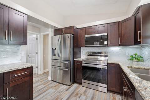 4425 SW 14th Pl, Cape Coral FL - photo 8 of 32
