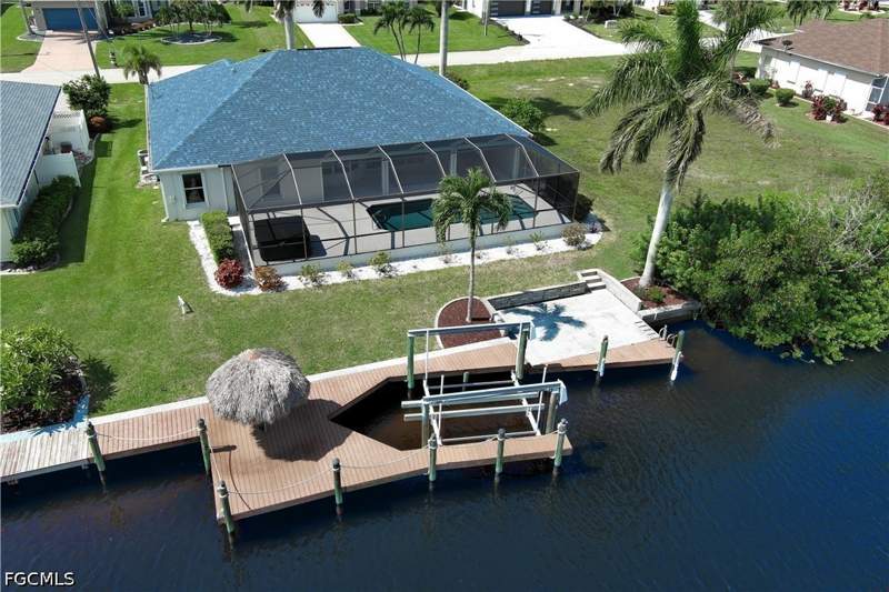 3 bedroom SingleFamilyResidence at 2819 SW 37th Ter, Cape Coral, Cape Coral — photo 3