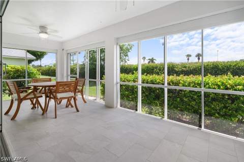 250 Lanchester Ct 35, Naples FL - photo 10 of 17