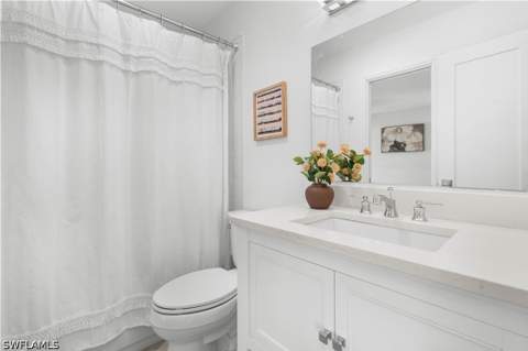 250 Lanchester Ct 35, Naples FL - photo 21 of 33
