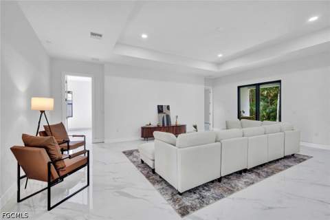 8027 Royal Cir, Labelle FL - photo 9 of 33