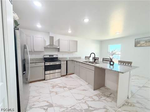 1010 NE 1st Ave, Cape Coral FL - photo 6 of 17