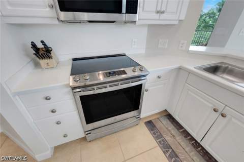 300 Dunes Blvd 203, Naples FL - photo 15 of 50