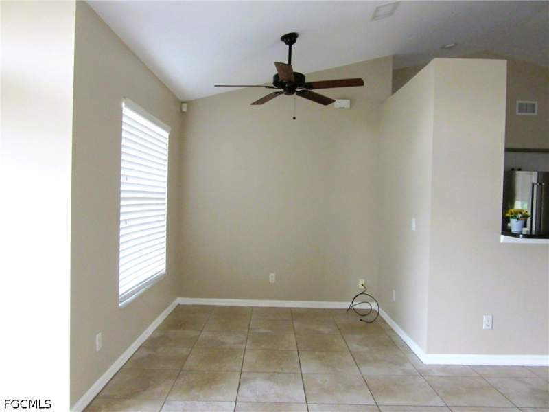 3 bedroom SingleFamilyResidence at 1303 SW 34th St, Cape Coral, Cape Coral — photo 3