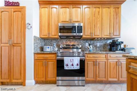 110 SE 16th Ter, Cape Coral FL - photo 15 of 26