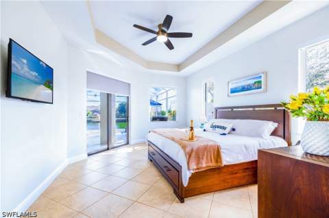 110 SE 16th Ter, Cape Coral FL - photo 6 of 26