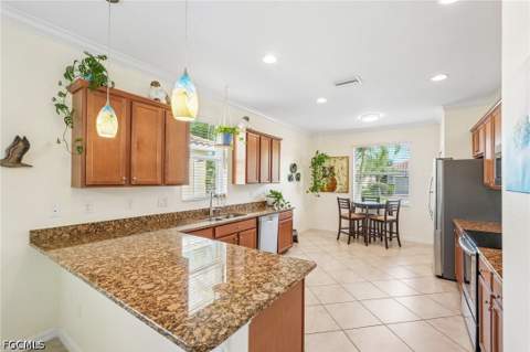 2536 Laurentina Ln, Cape Coral FL - photo 7 of 31