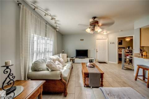 1761 Four Mile Cove Pkwy 513, Cape Coral FL - photo 12 of 47