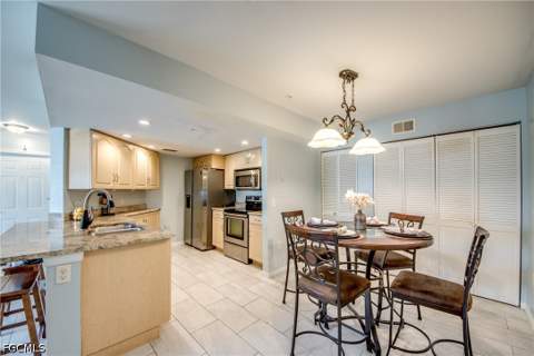 1761 Four Mile Cove Pkwy 513, Cape Coral FL - photo 19 of 47