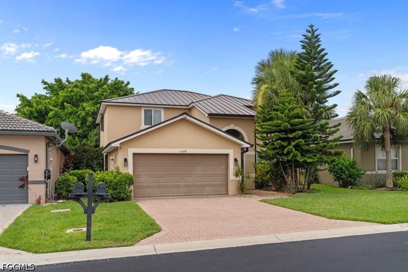 4 bedroom SingleFamilyResidence at 6564 Plantation Preserve Cir N, Plantation Preserve, Fort Myers — photo 2