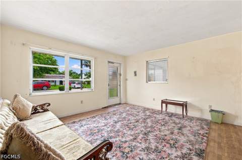 803 Perry Ave, Lehigh Acres FL - photo 8 of 37
