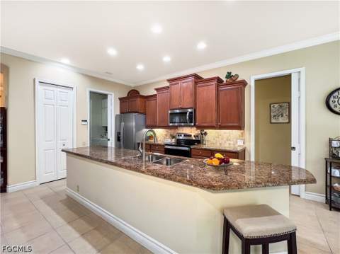 3290 Shady Bend Way, Fort Myers FL - photo 8 of 22