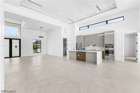 1503 NW 38 Ave, Cape Coral FL - photo 9 of 35