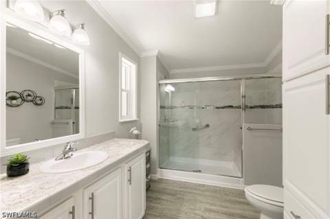 1366 Diamond Lake Cir, Naples FL - photo 17 of 36