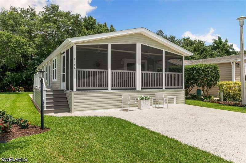 2 bedroom ManufacturedHome at 1366 Diamond Lake Cir, Silver Lakes, Naples — photo 2