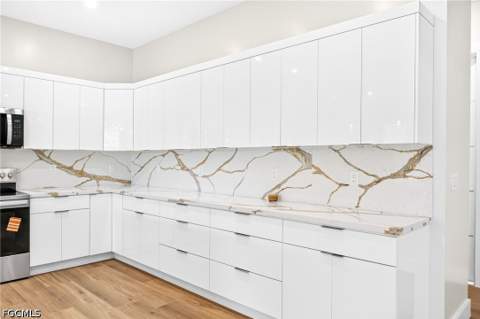 1726 SW 36th Ter, Cape Coral FL - photo 9 of 47