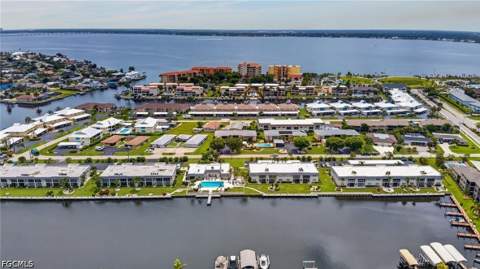 4108 SE 19th Ave 206, Cape Coral FL - photo 7 of 33
