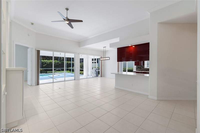 3 bedroom SingleFamilyResidence at 2709 Island Pond Ln, Island Walk, Naples — photo 3