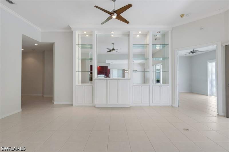3 bedroom SingleFamilyResidence at 2709 Island Pond Ln, Island Walk, Naples — photo 5